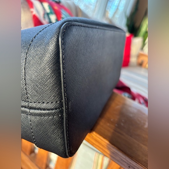 Michael Kors Black Leather Top-Zip Tote Bag - Picture 11 of 16